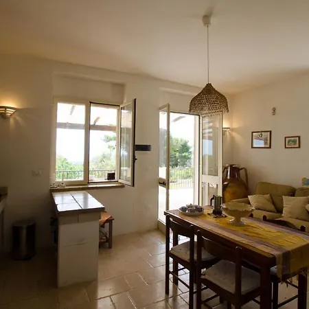 Wowhomes Cassandra * Torre Pali